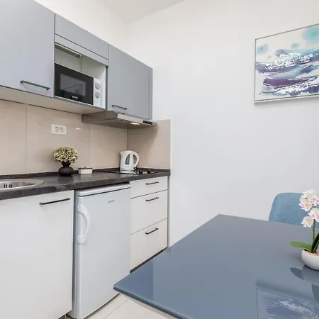 Marine Lux Apartman *