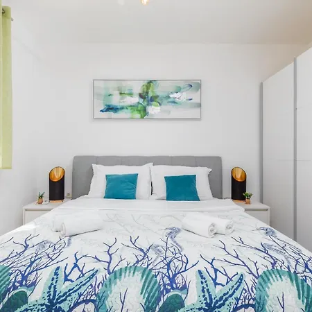 Marine Lux Apartman Póla