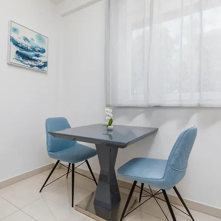 Marine Lux Apartamento