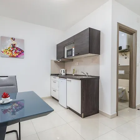 Marine Lux Apartman *