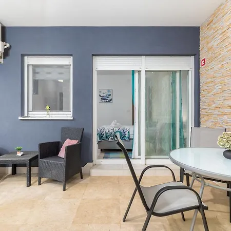 Apartment Marine Lux