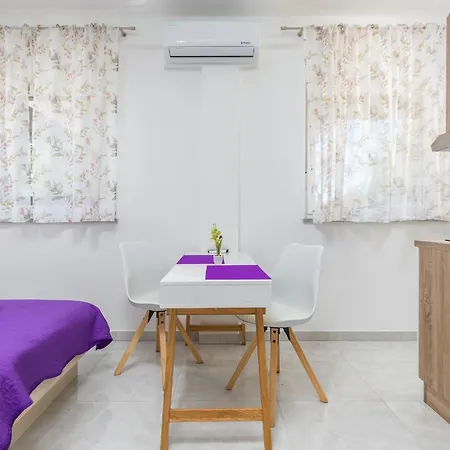 Marine Lux Apartment