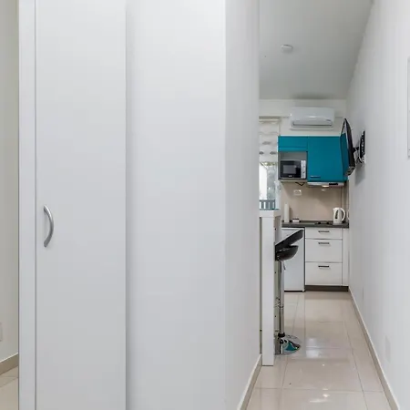 Apartment Marine Lux Pula