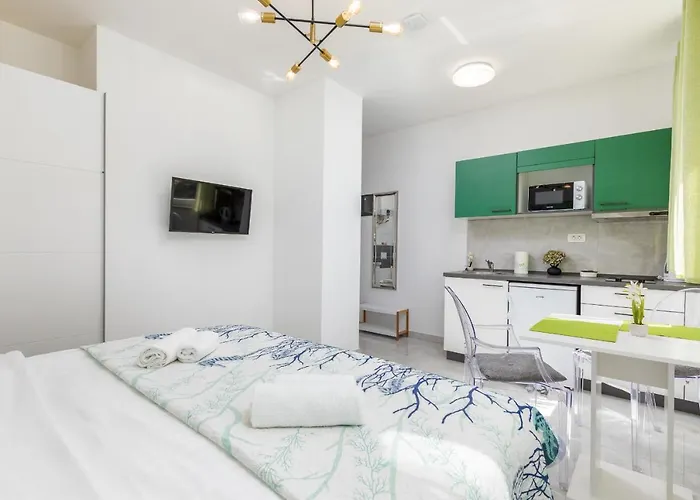 Marine Lux * Πούλα