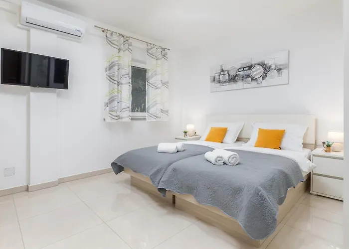 Διαμέρισμα Marine Lux