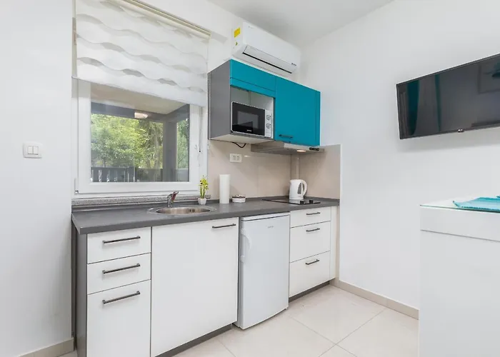 Διαμέρισμα Marine Lux *