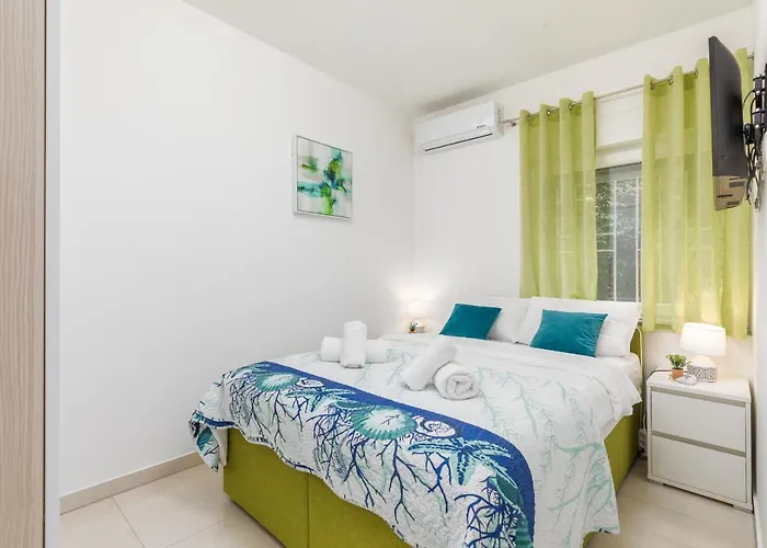 Marine Lux * Πούλα